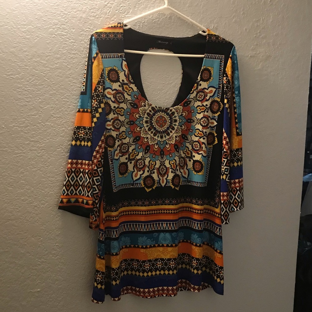 Mesmerize tunic blouse size S